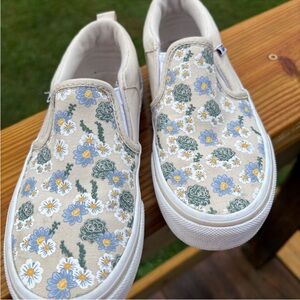 Vans Kids Shoes with Floral Pattern - Cream and Blue